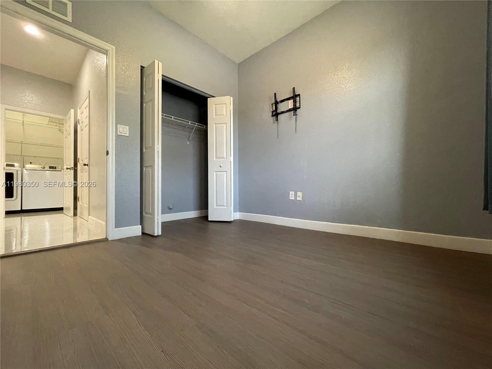 SPICEWOOD SUB - Residential Lease