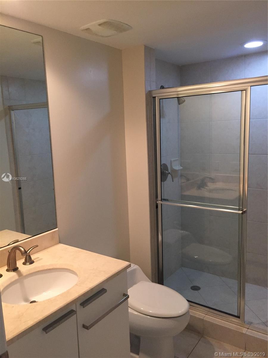 151 at Biscayne - Residential Lease