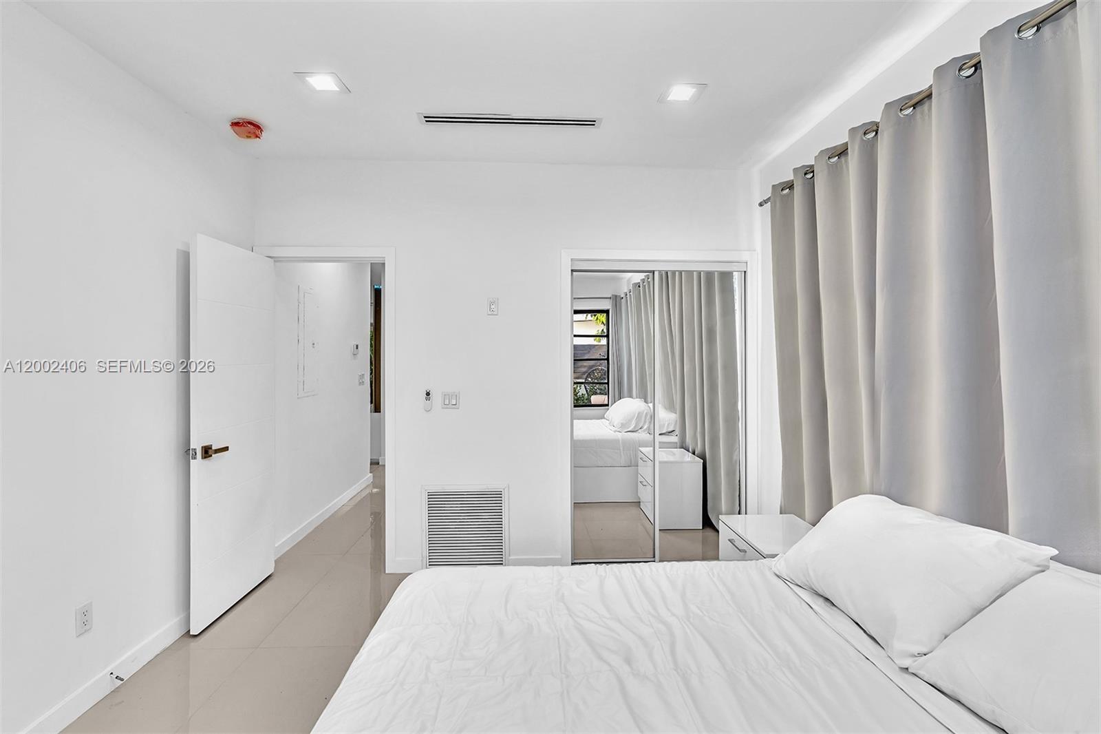 MANGO ON 10TH CONDO - Residential Lease