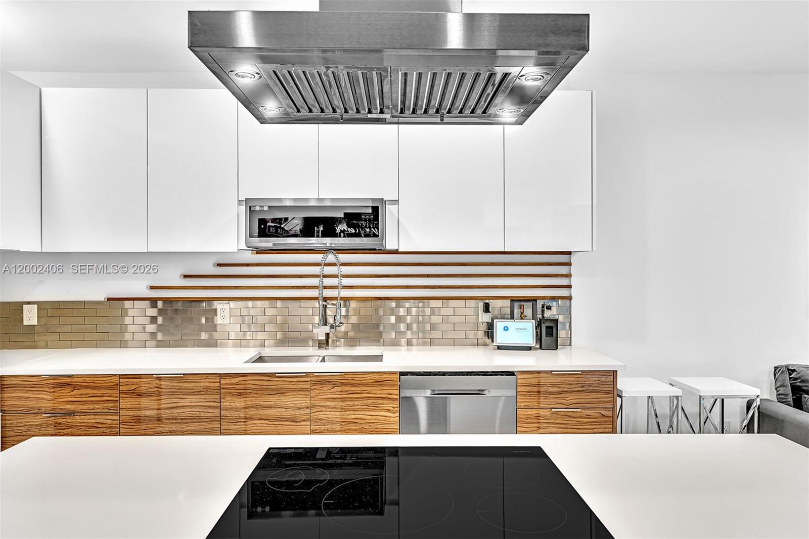 MANGO ON 10TH CONDO - Residential Lease