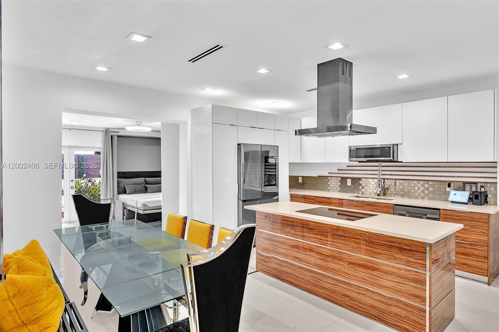 MANGO ON 10TH CONDO - Residential Lease