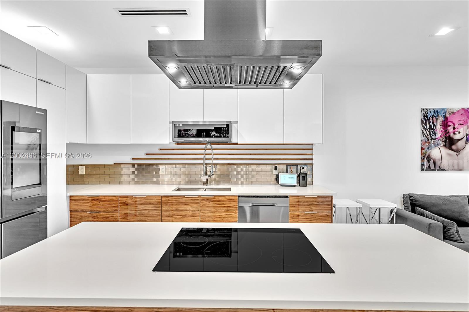 MANGO ON 10TH CONDO - Residential Lease