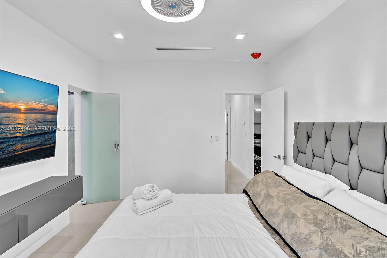 MANGO ON 10TH CONDO - Residential Lease