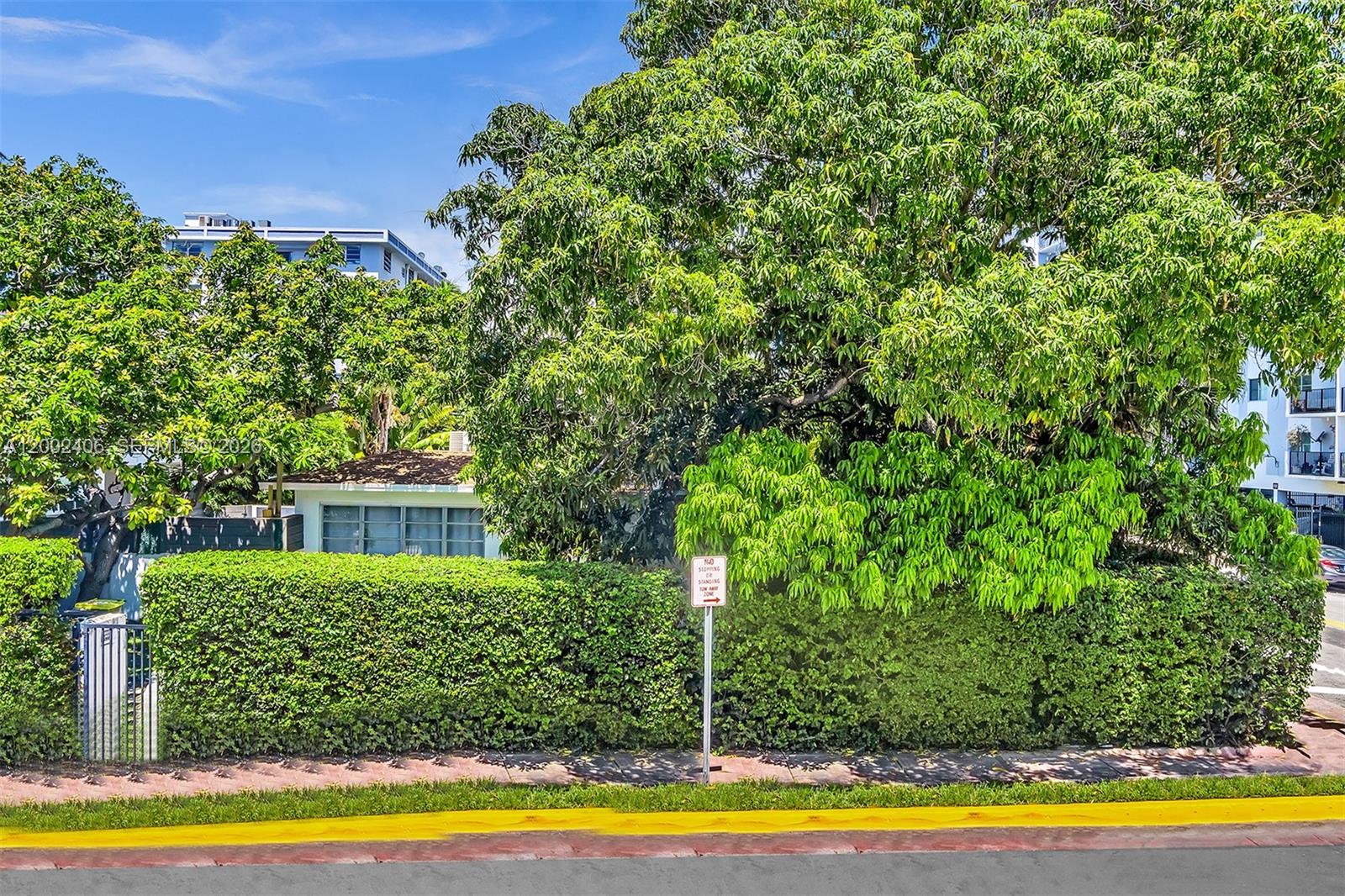 MANGO ON 10TH CONDO - Residential Lease