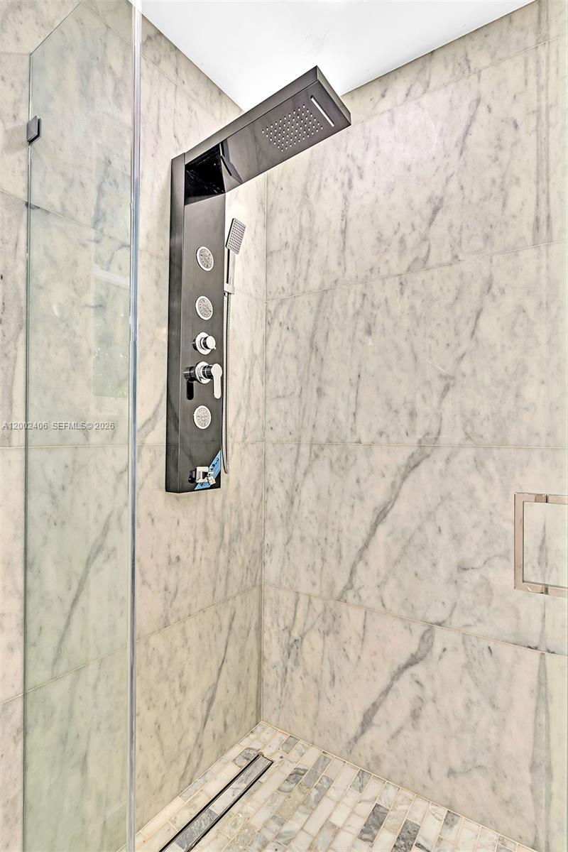 MANGO ON 10TH CONDO - Residential Lease