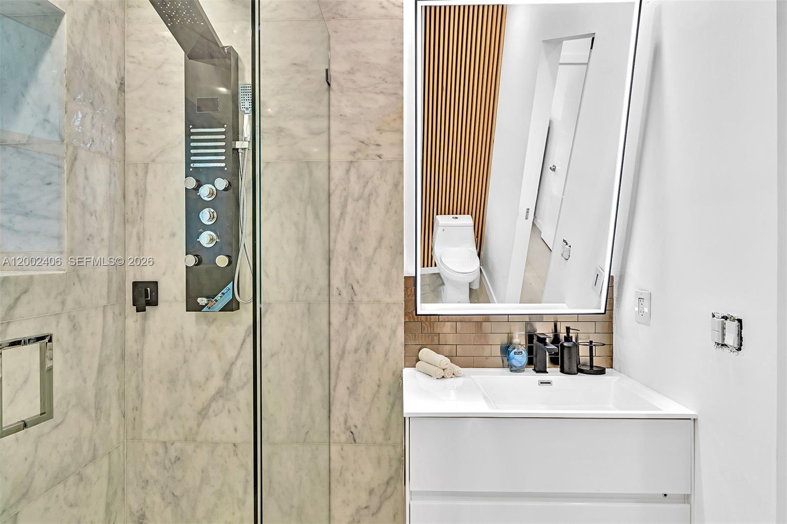 MANGO ON 10TH CONDO - Residential Lease