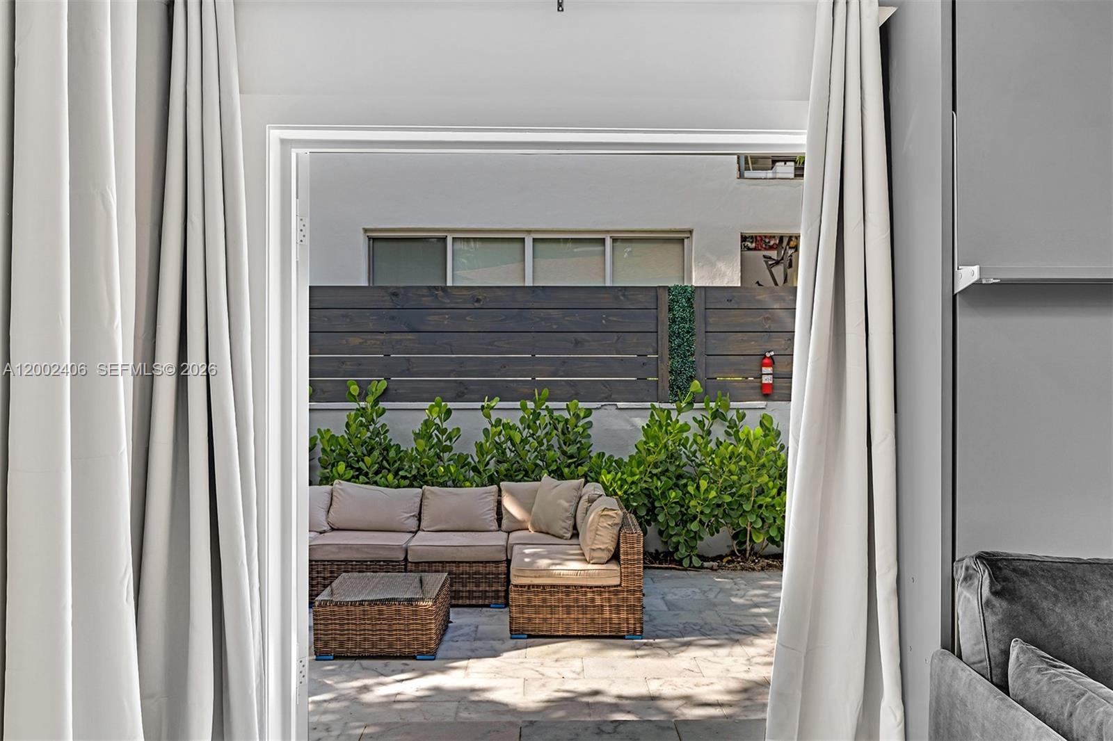 MANGO ON 10TH CONDO - Residential Lease