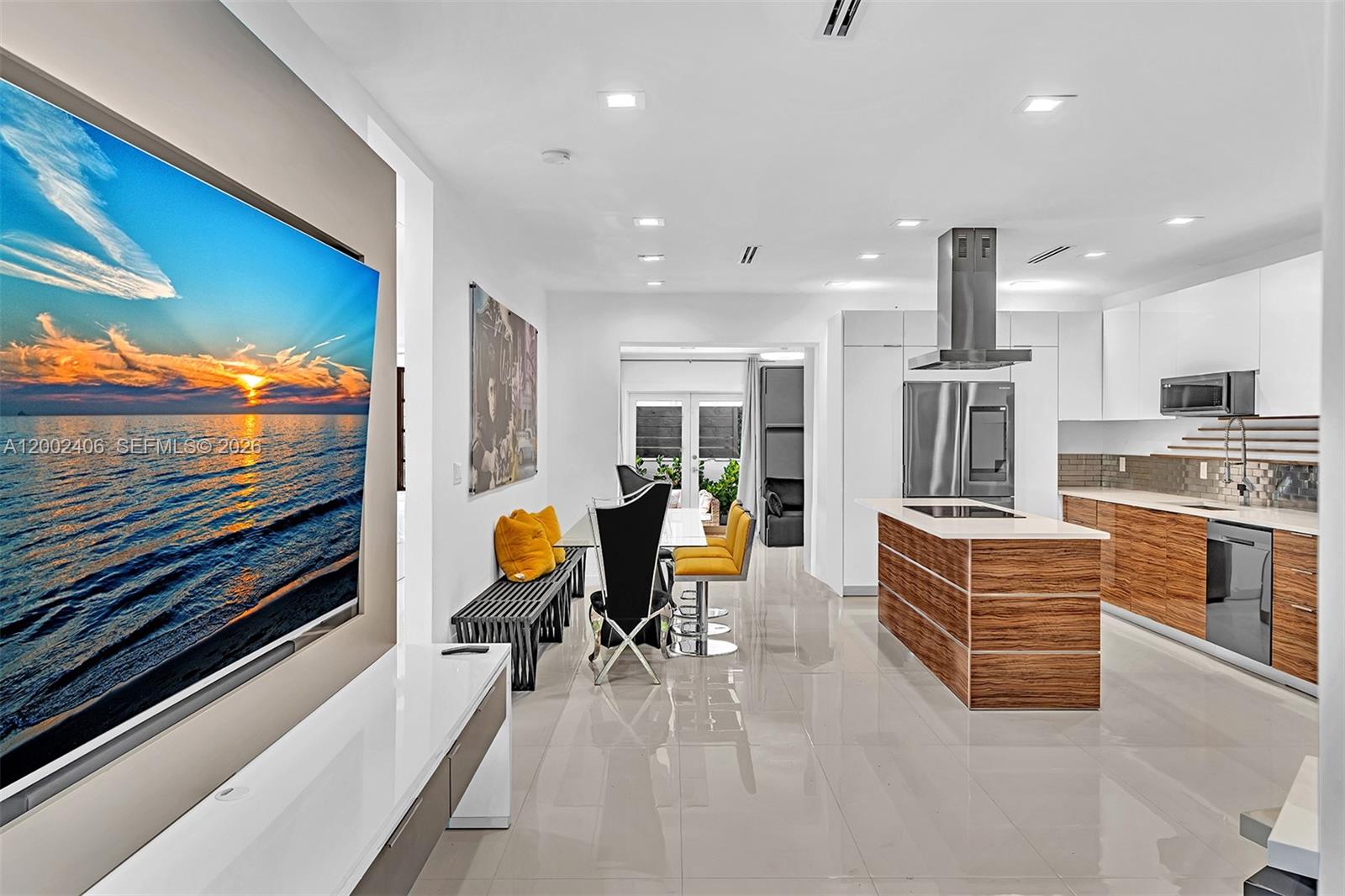 MANGO ON 10TH CONDO - Residential Lease