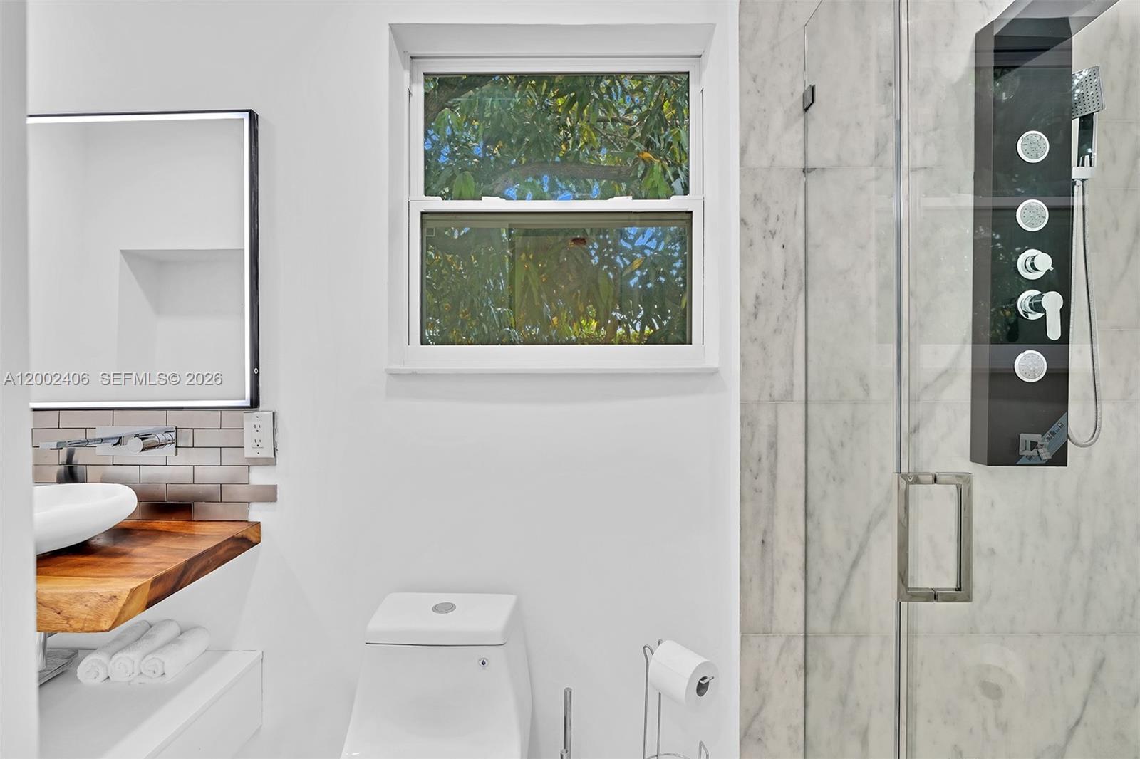 MANGO ON 10TH CONDO - Residential Lease