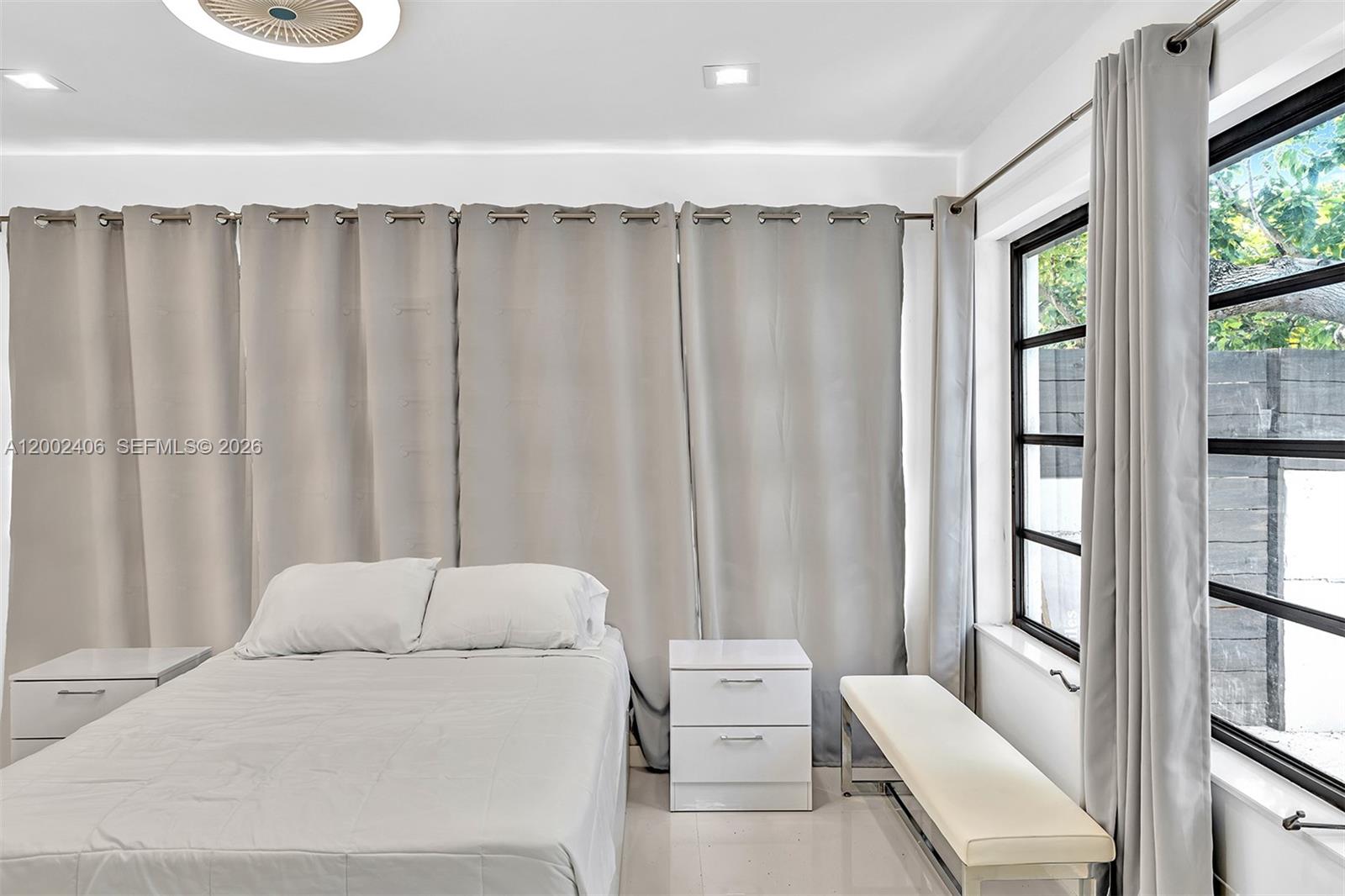 MANGO ON 10TH CONDO - Residential Lease