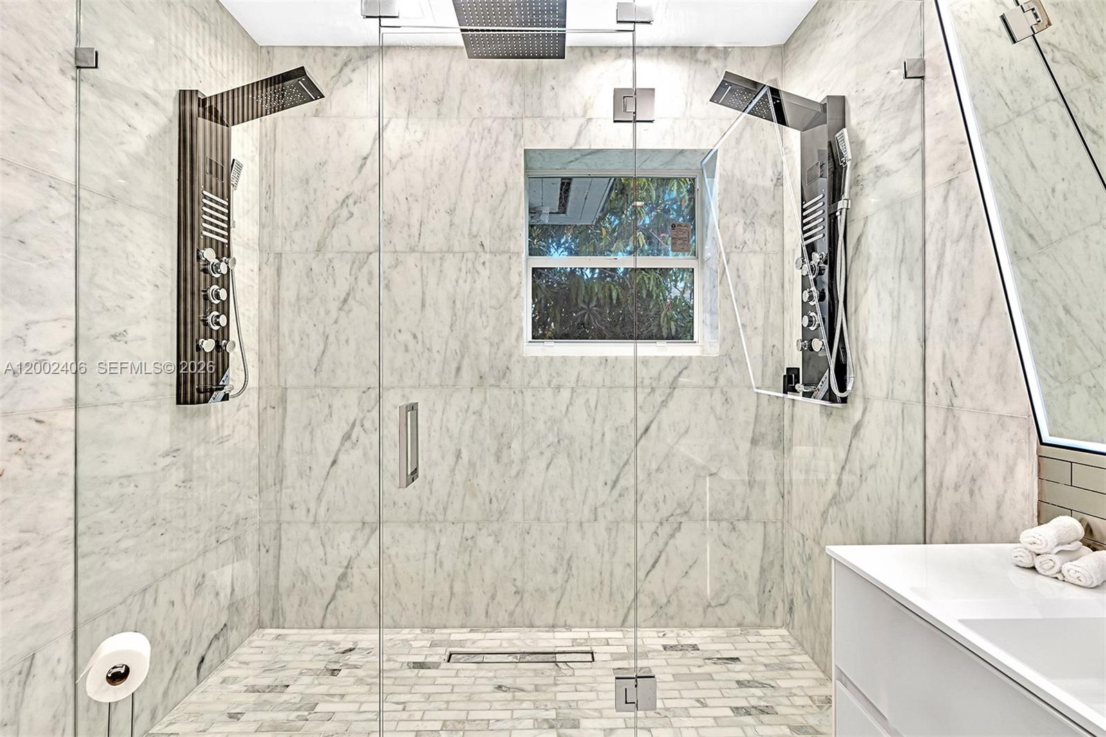 MANGO ON 10TH CONDO - Residential Lease