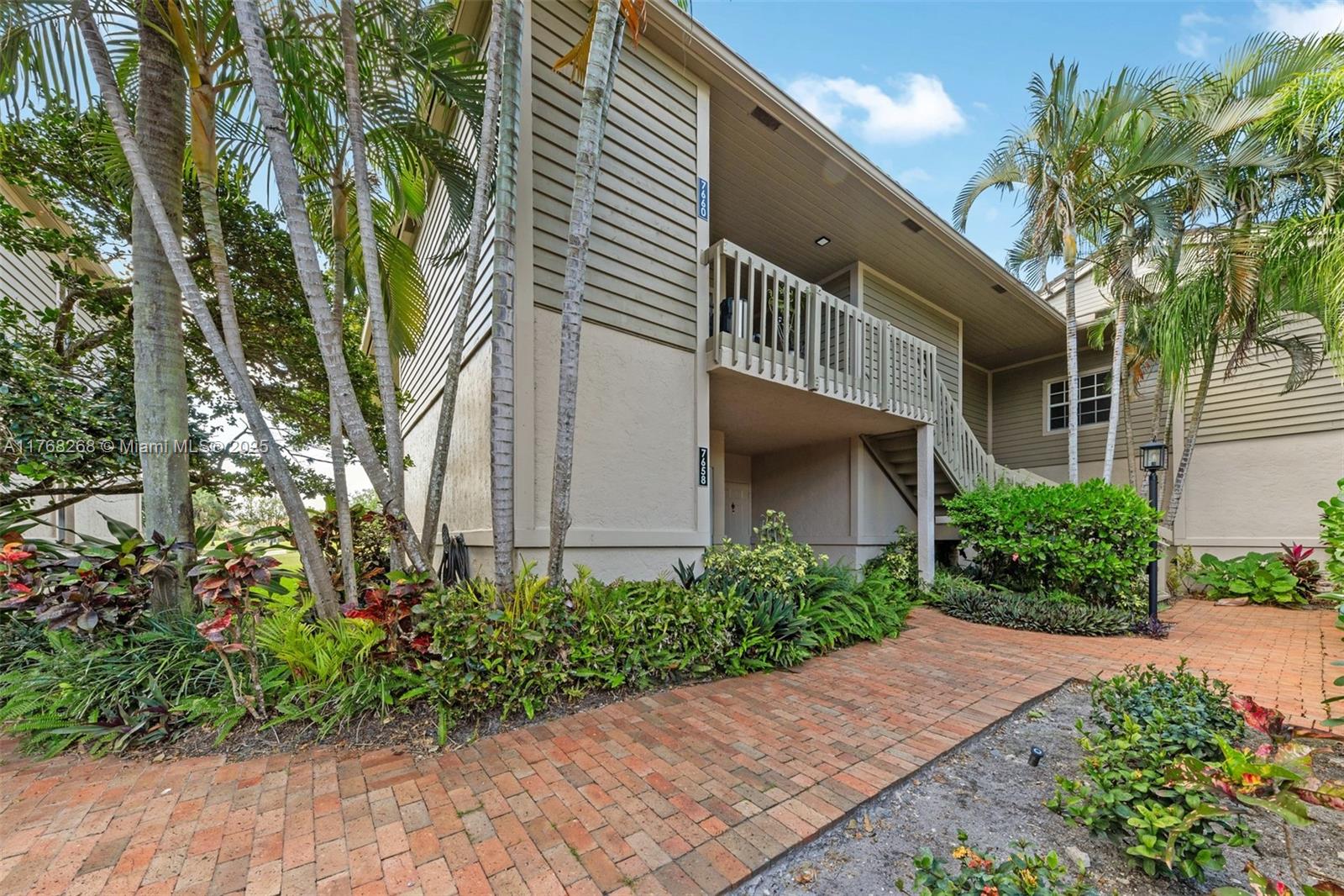 7658 Elmridge Dr 17-U