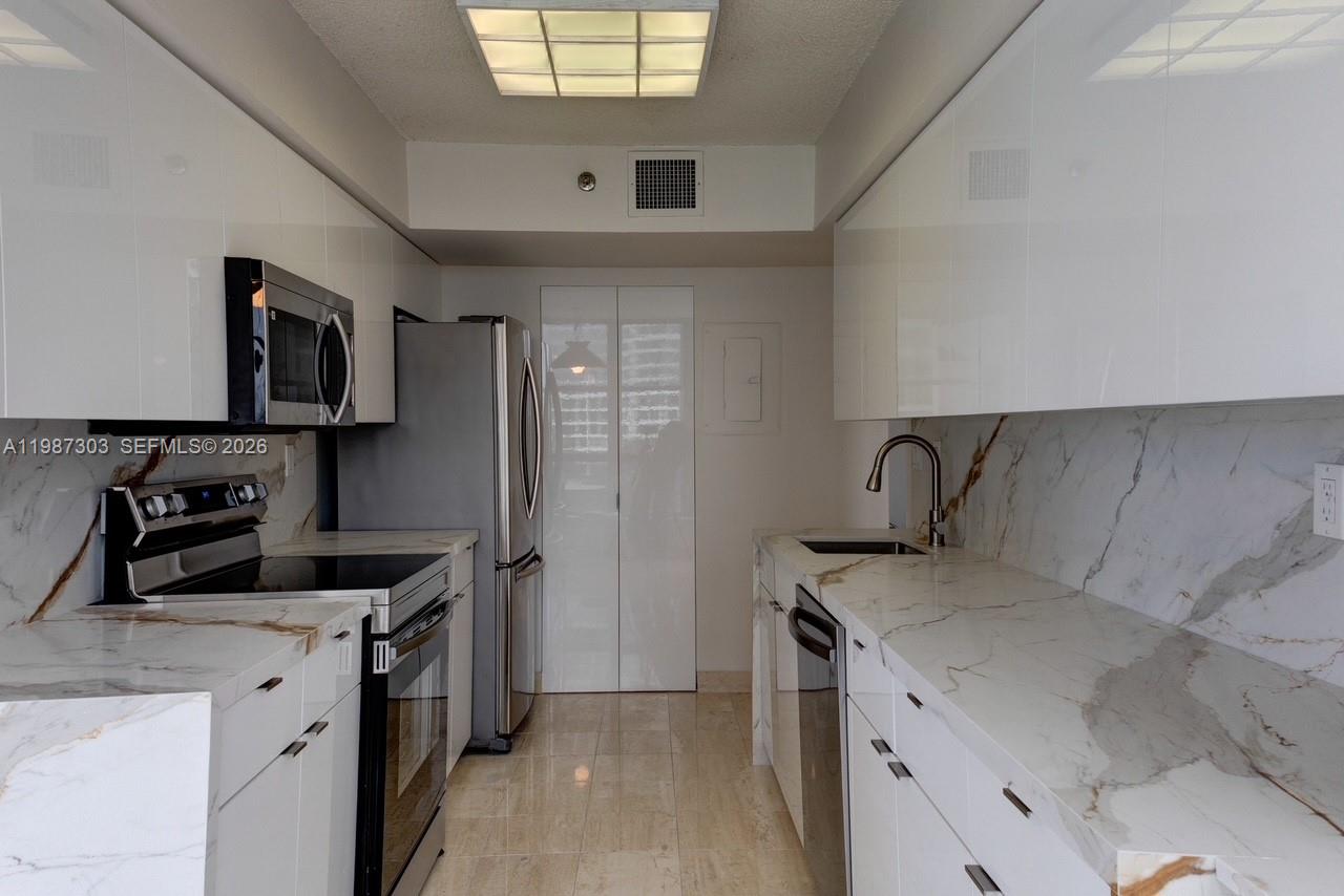 MYSTIC POINTE CONDO NO ON - Residential