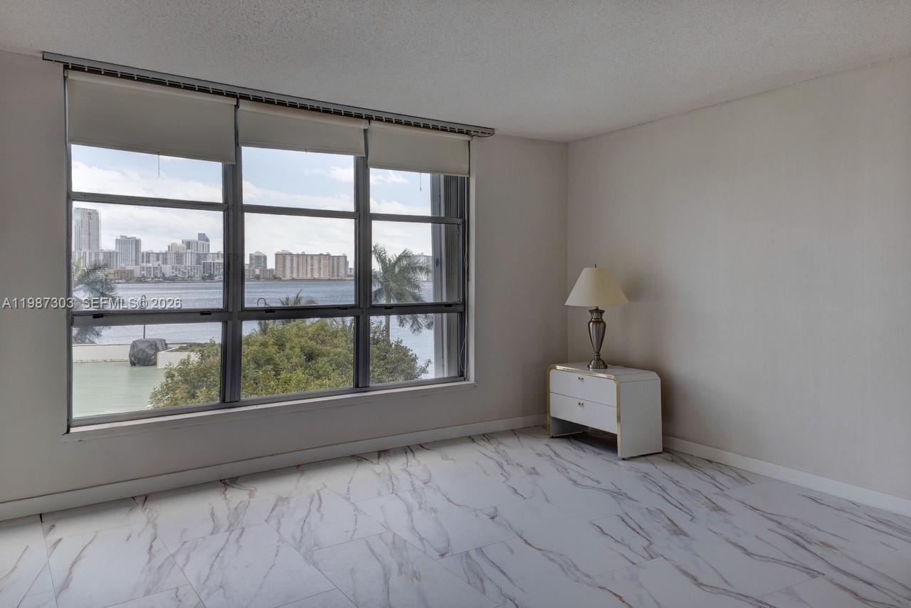 MYSTIC POINTE CONDO NO ON - Residential