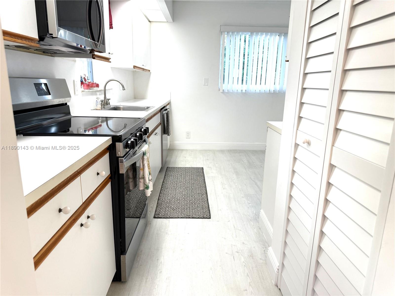 ABACO VILLAGE B CONDO - Residential