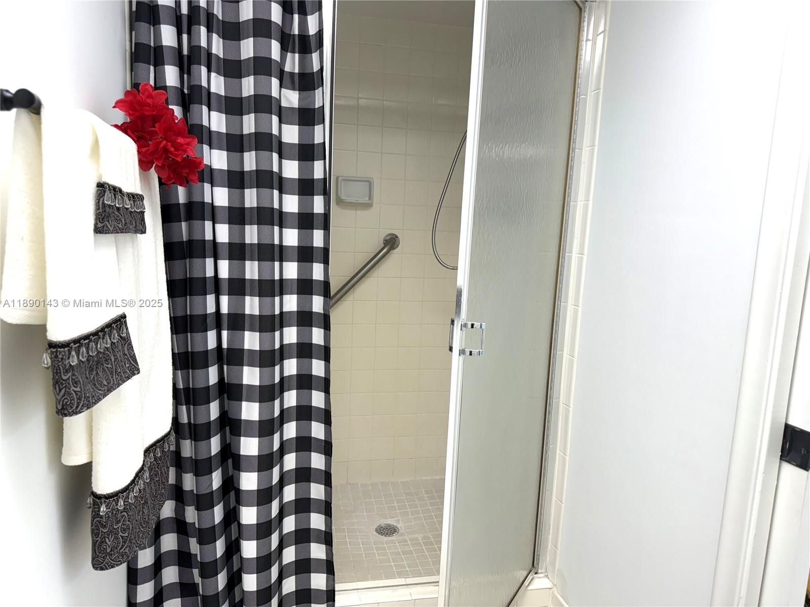 ABACO VILLAGE B CONDO - Residential