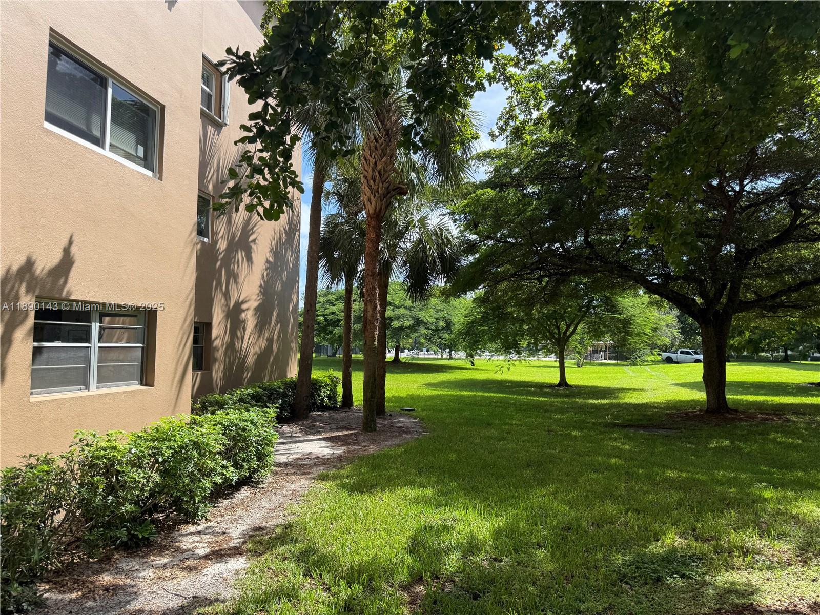 ABACO VILLAGE B CONDO - Residential