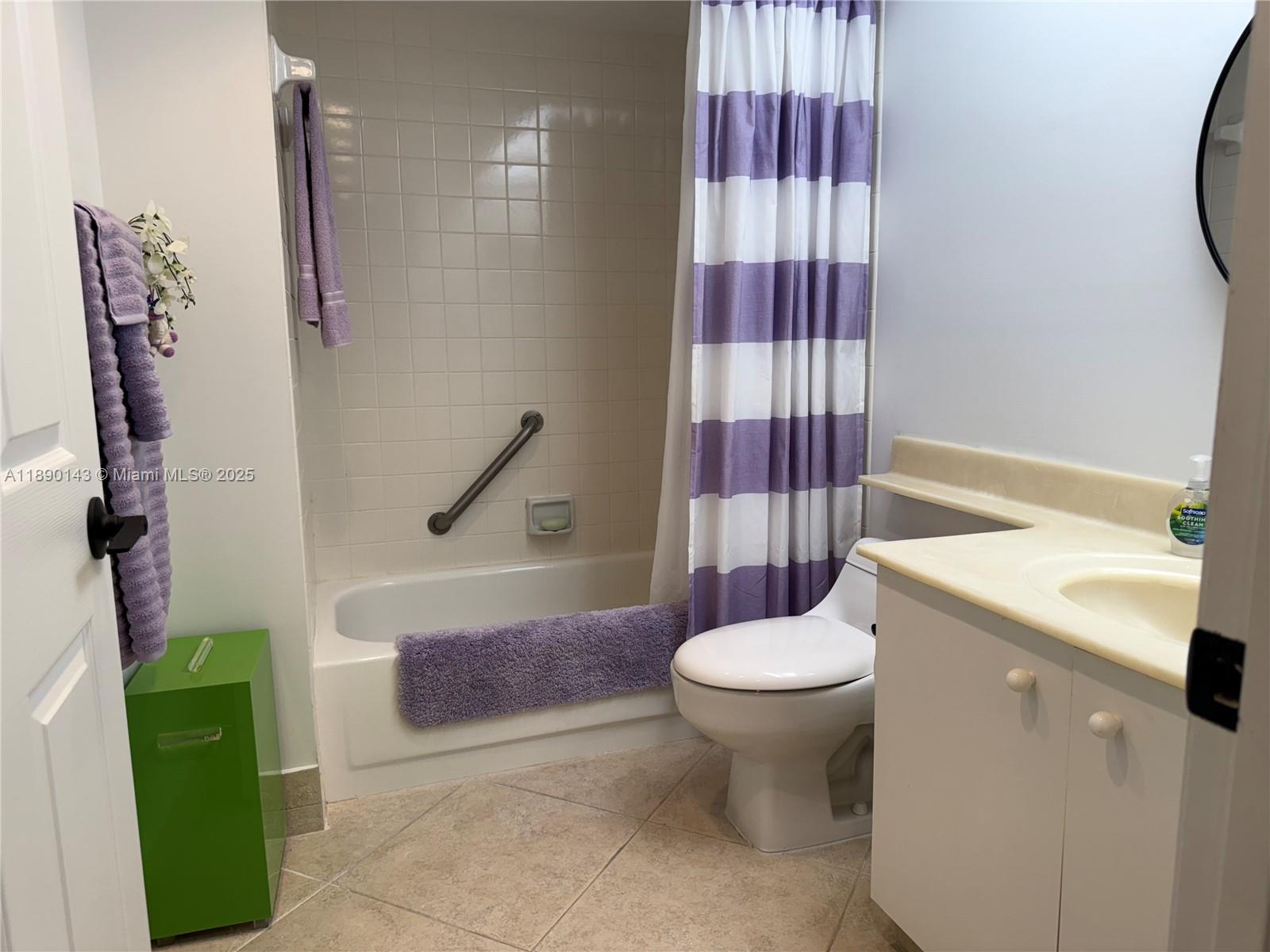 ABACO VILLAGE B CONDO - Residential