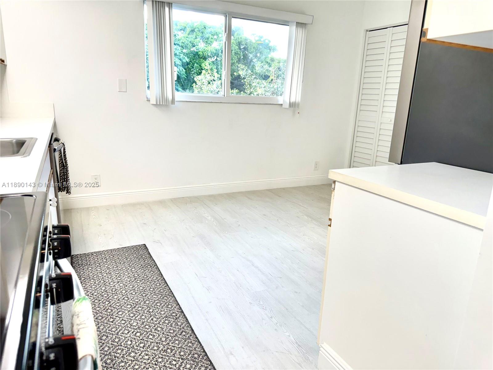 ABACO VILLAGE B CONDO - Residential