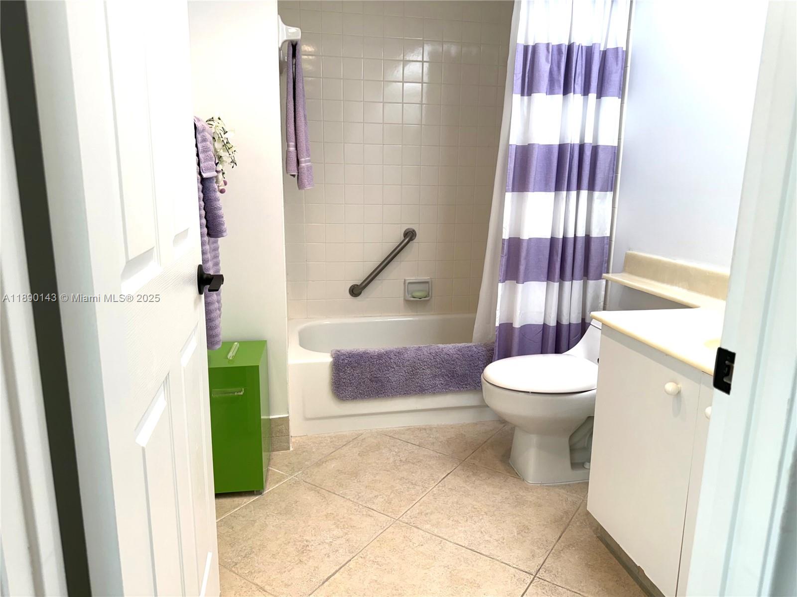 ABACO VILLAGE B CONDO - Residential