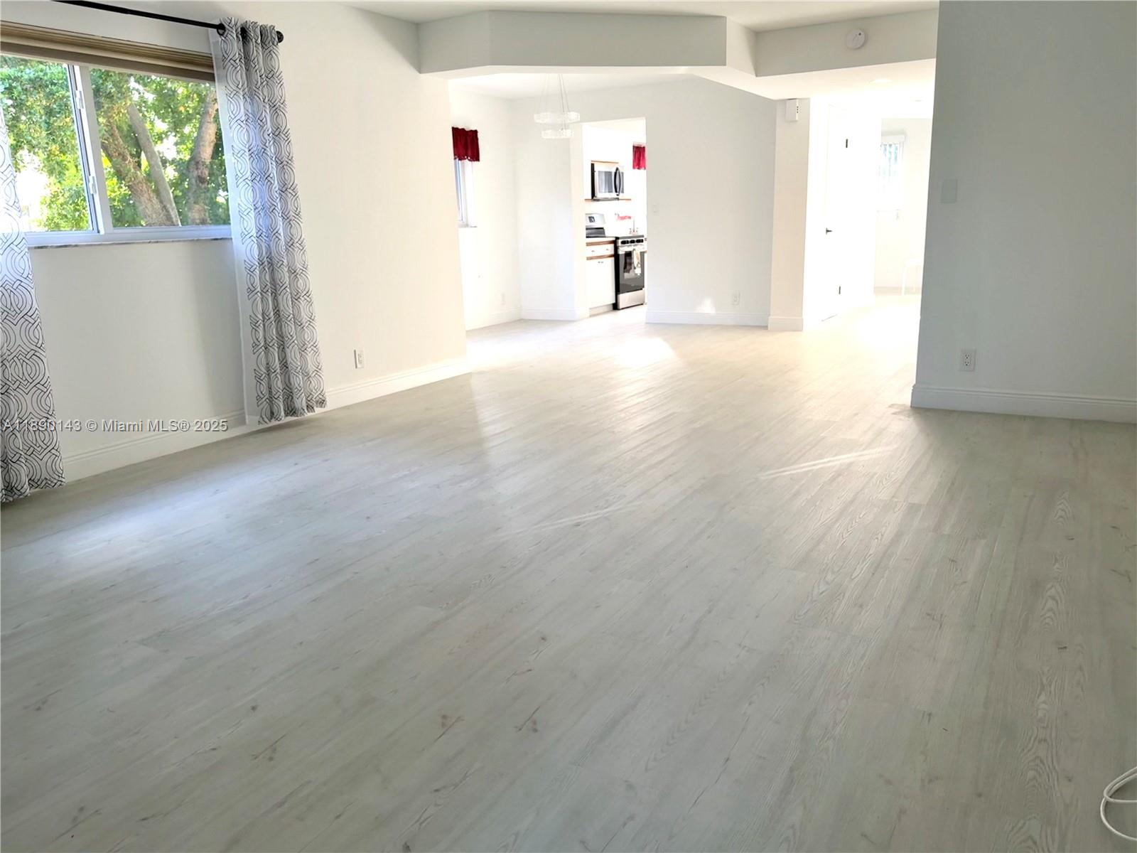 ABACO VILLAGE B CONDO - Residential