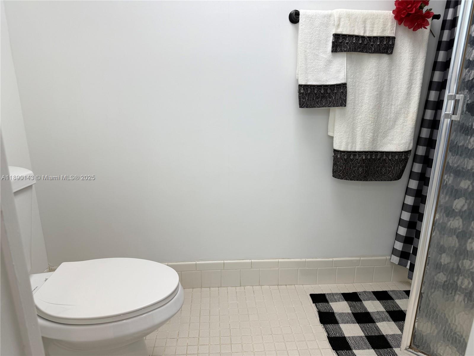 ABACO VILLAGE B CONDO - Residential