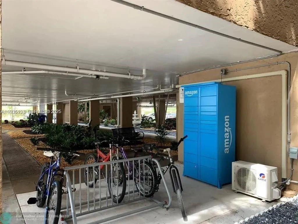 CARLISLE AT HAMPTONS WEST - Residential