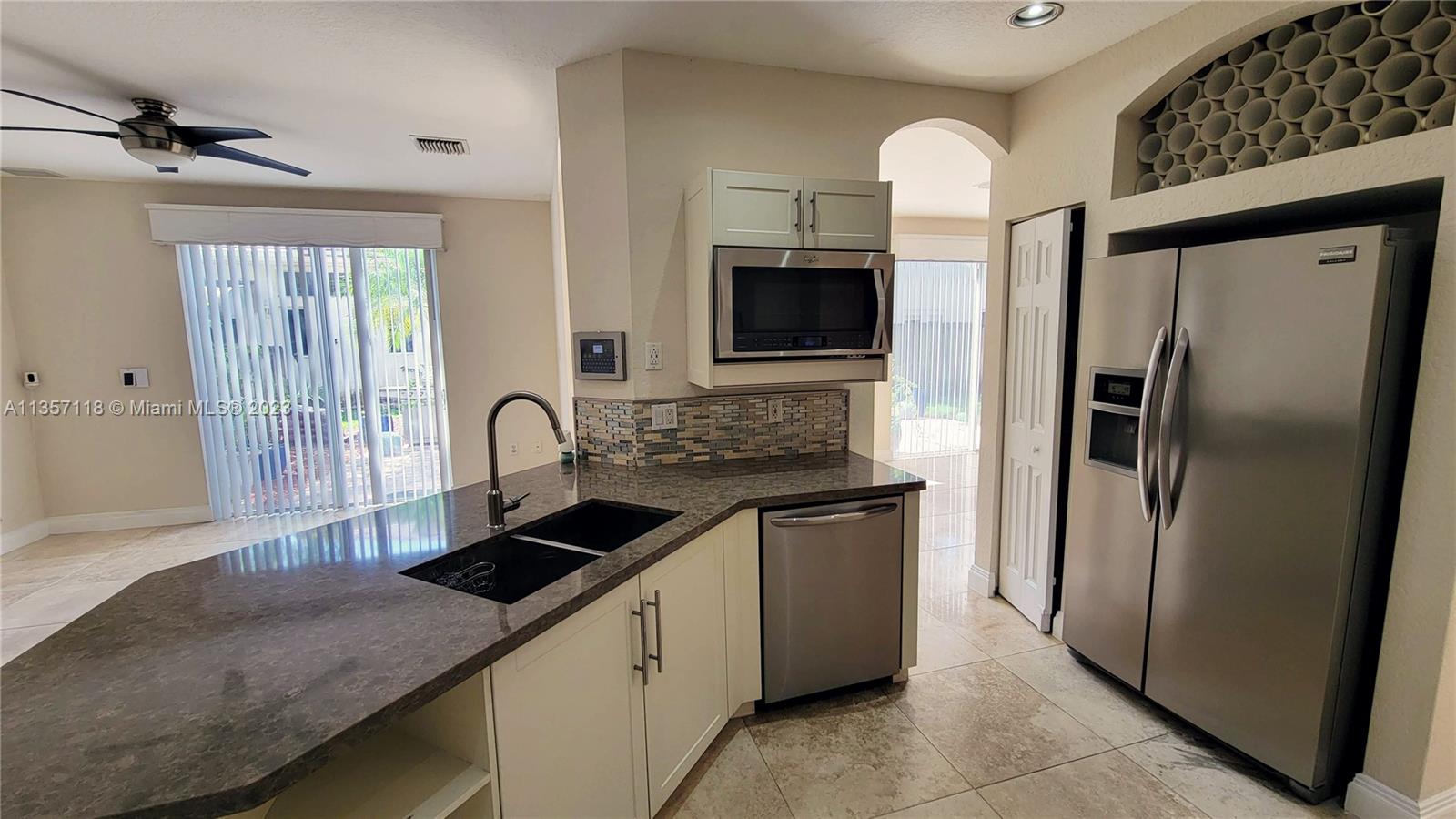 DOWERMAN PLAT - Residential Lease