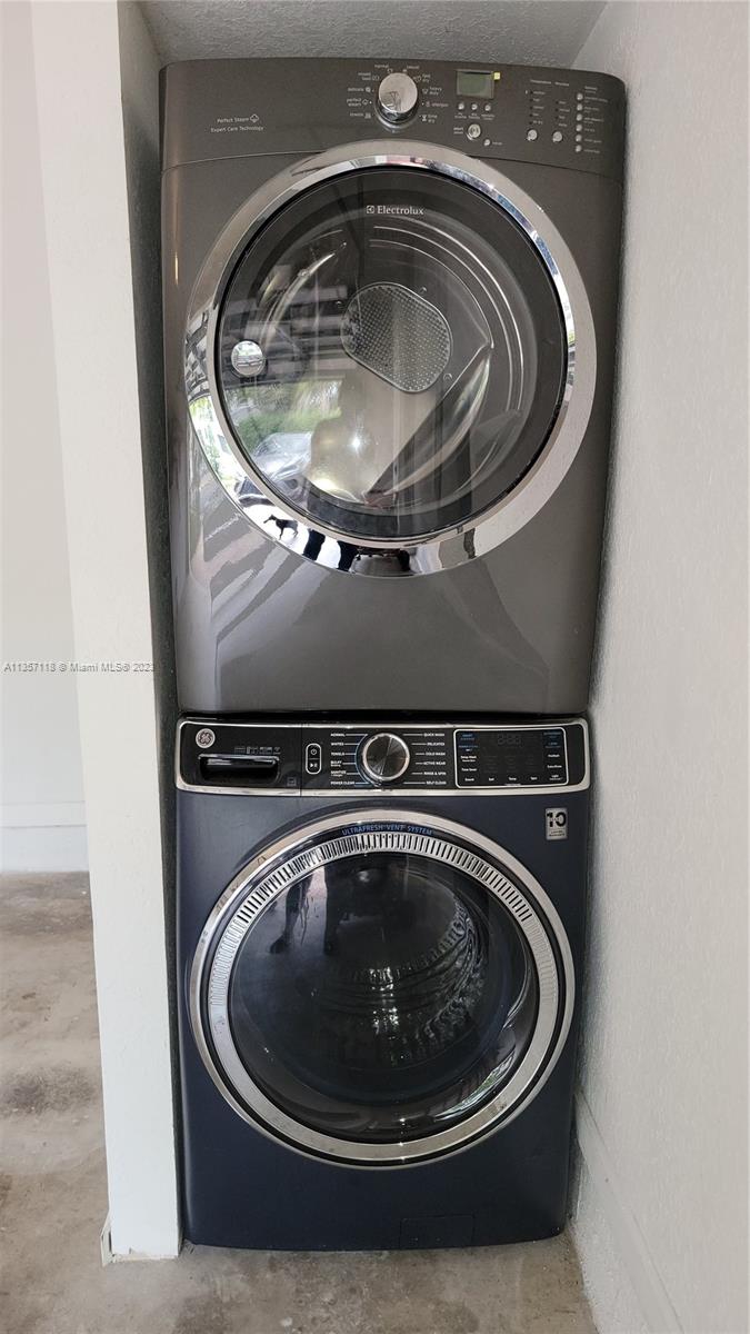 DOWERMAN PLAT - Residential Lease