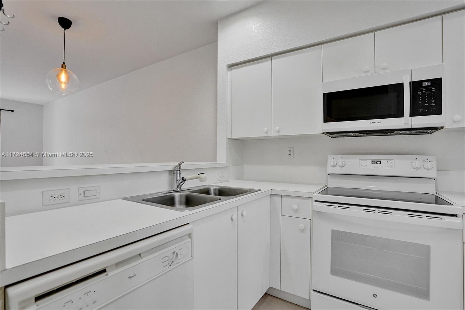 MURANO AT HAMPTON PARK NO - Residential Lease