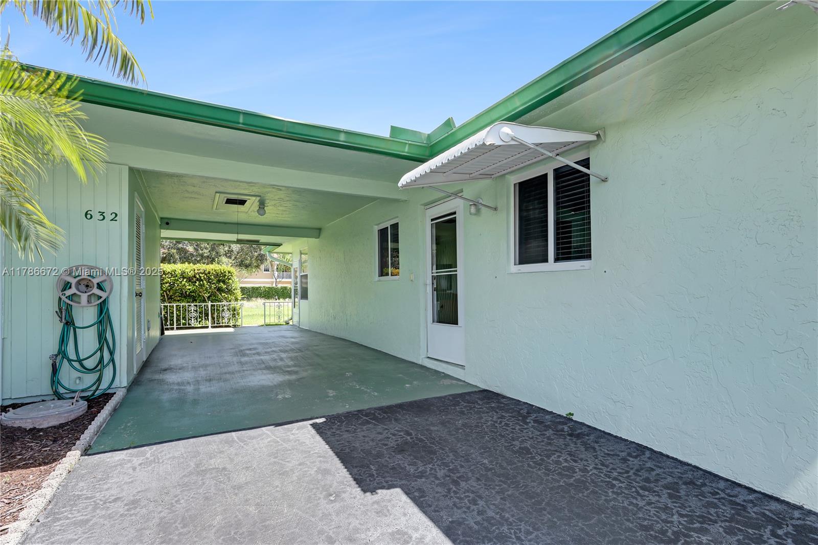 COUNTRY MANORS CONDO - Residential