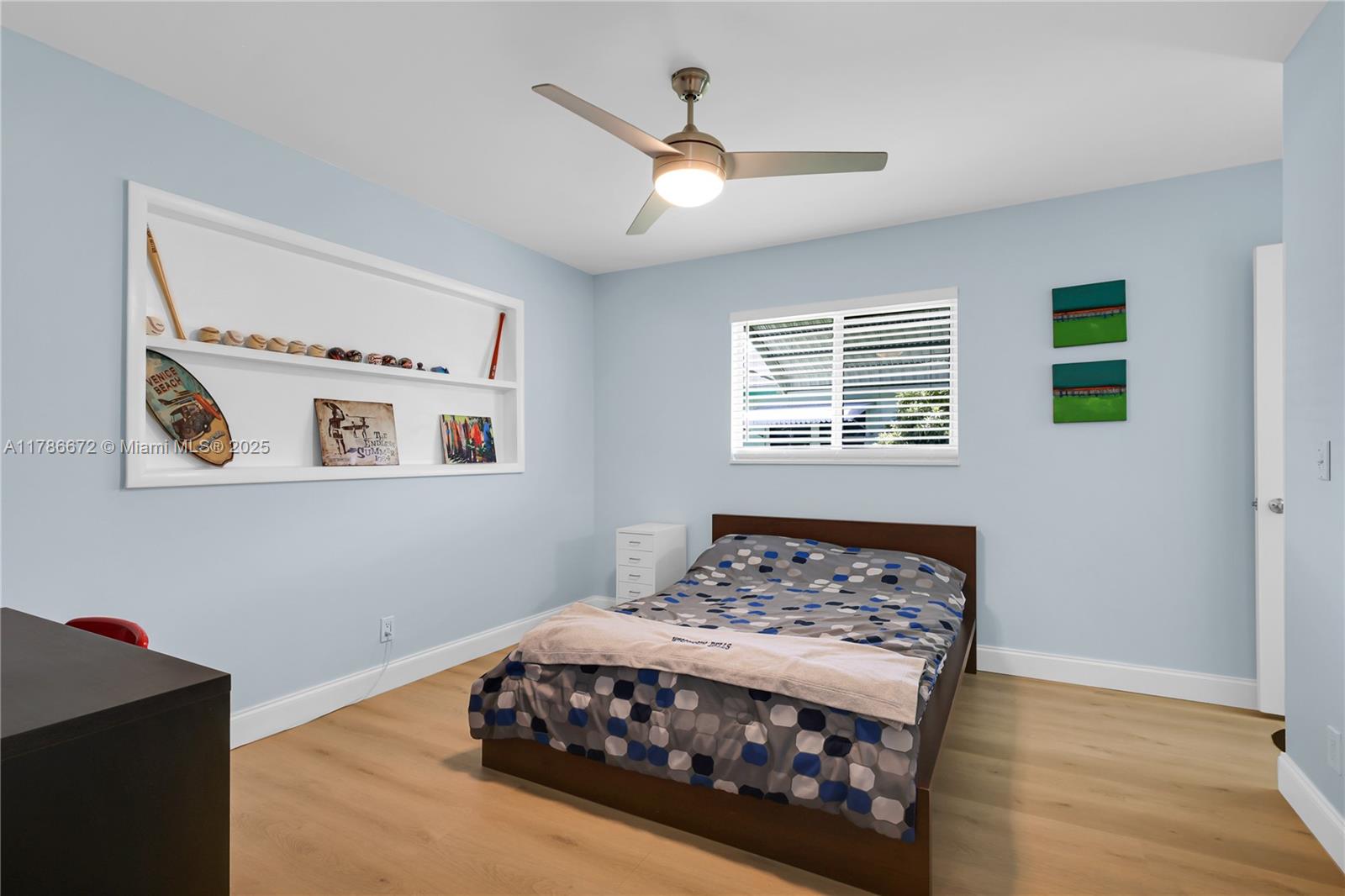 COUNTRY MANORS CONDO - Residential
