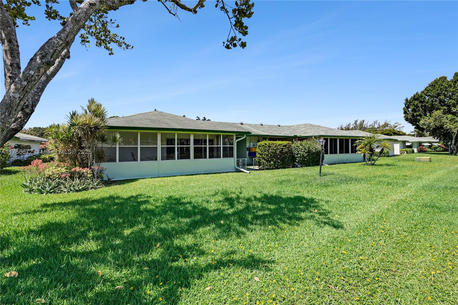 COUNTRY MANORS CONDO - Residential