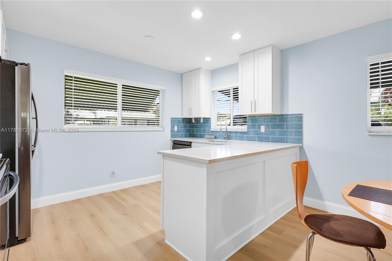 COUNTRY MANORS CONDO - Residential