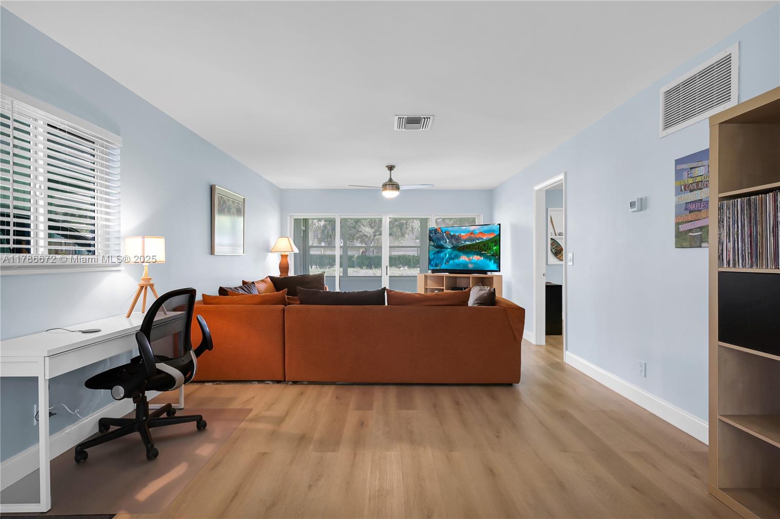 COUNTRY MANORS CONDO - Residential