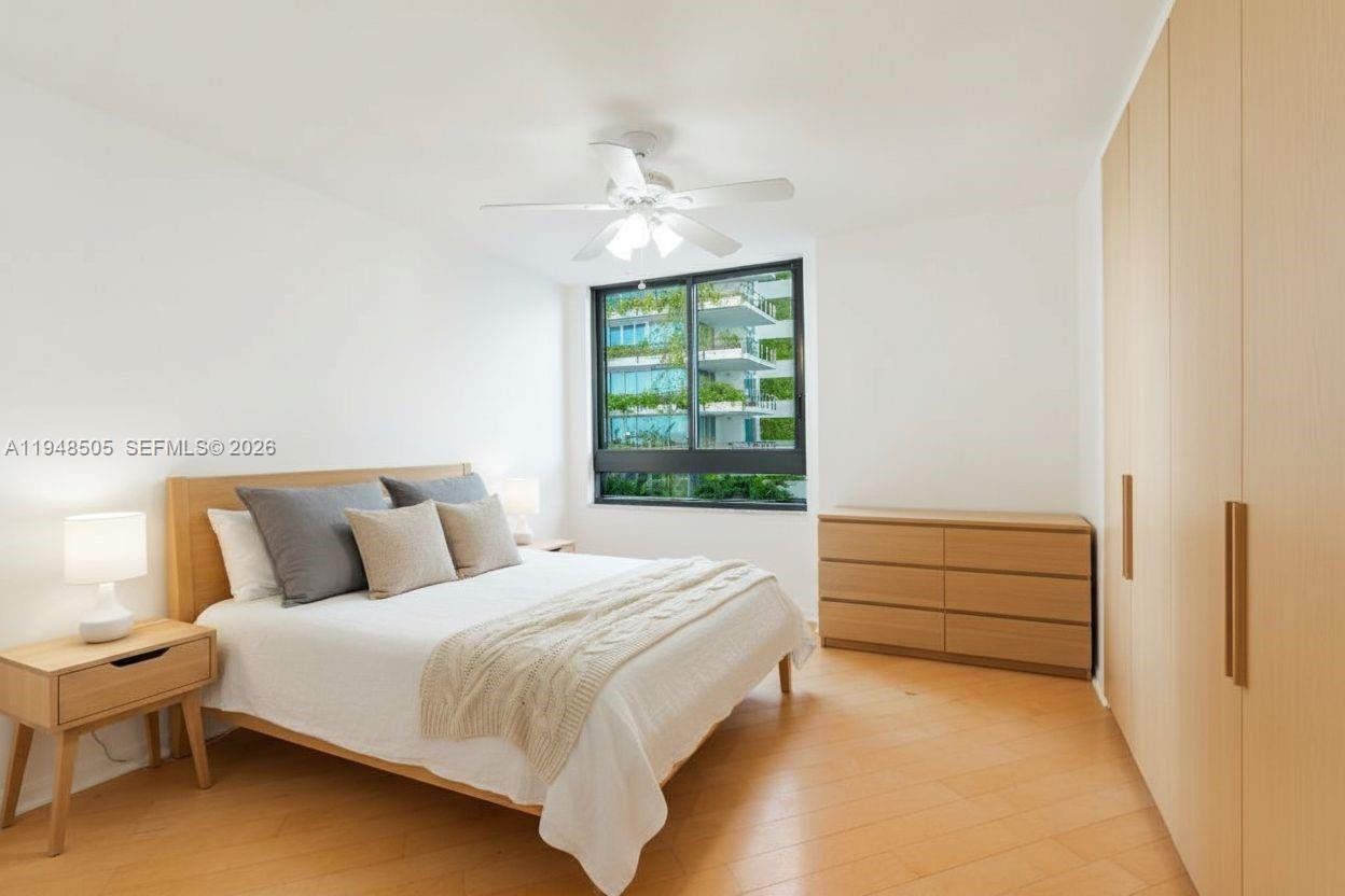 THE WAVERLY AT SOUTH BEAC - Residential