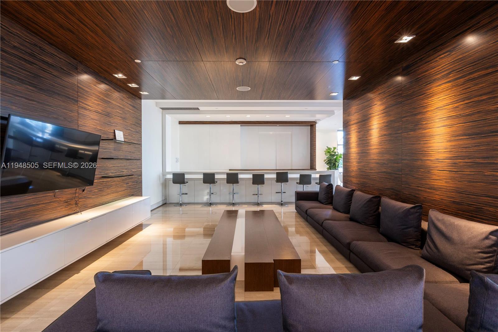 THE WAVERLY AT SOUTH BEAC - Residential