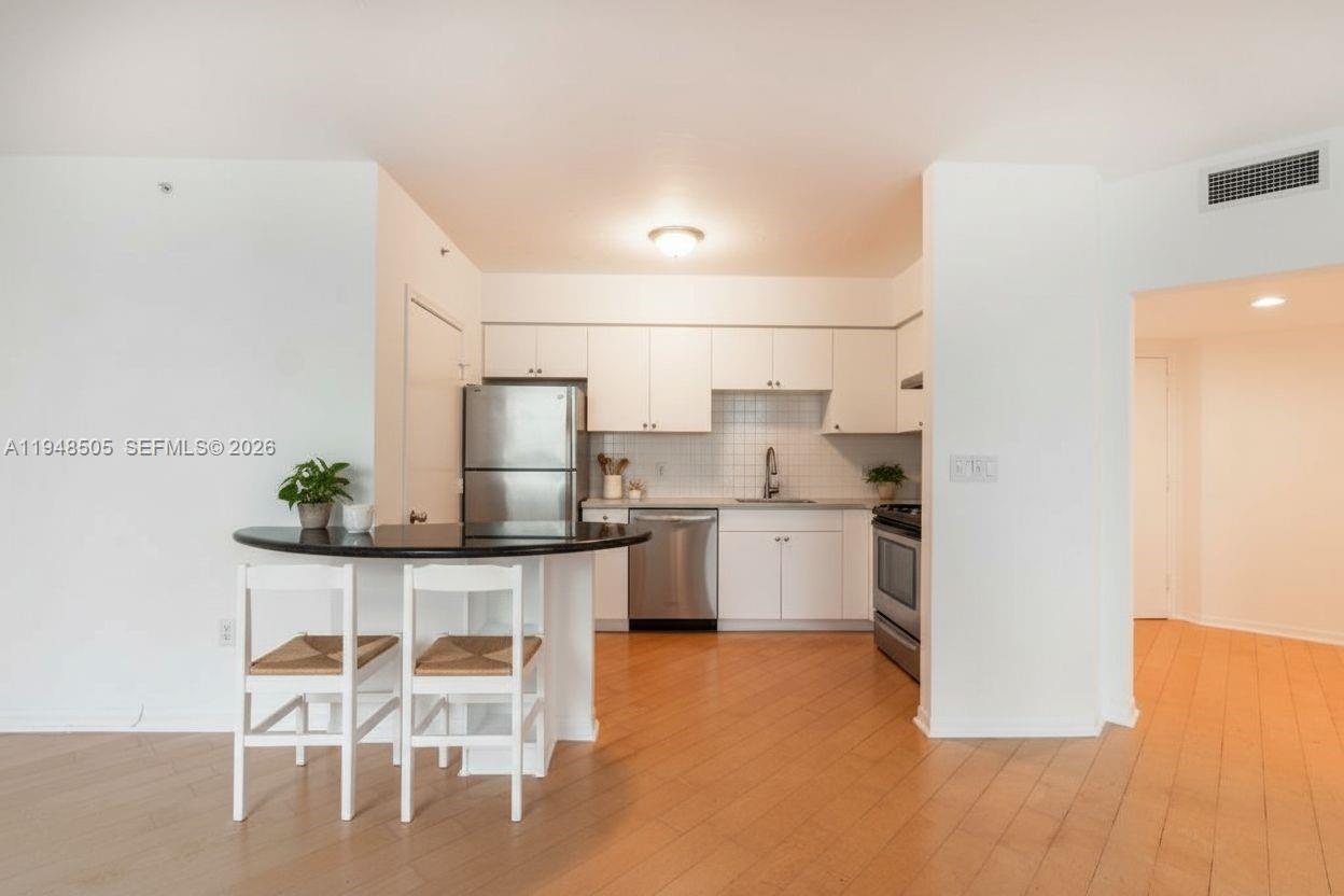 THE WAVERLY AT SOUTH BEAC - Residential