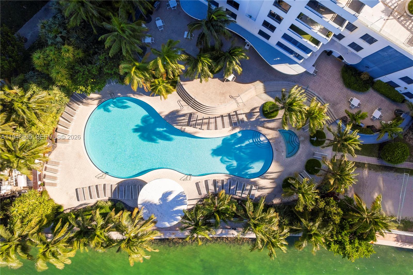 THE WAVERLY AT SOUTH BEAC - Residential