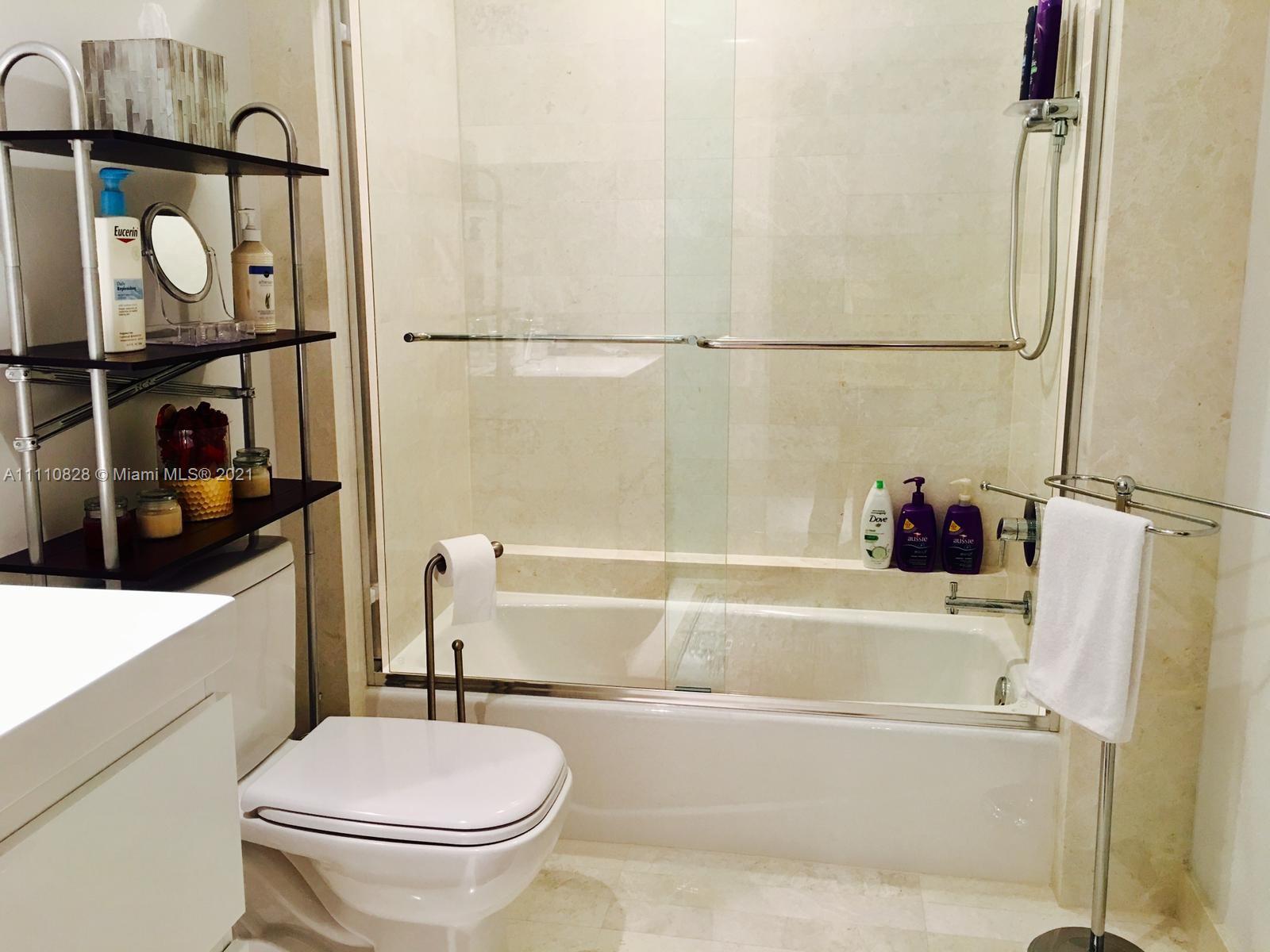 MARINA PALMS RESIDENCES N - Residential
