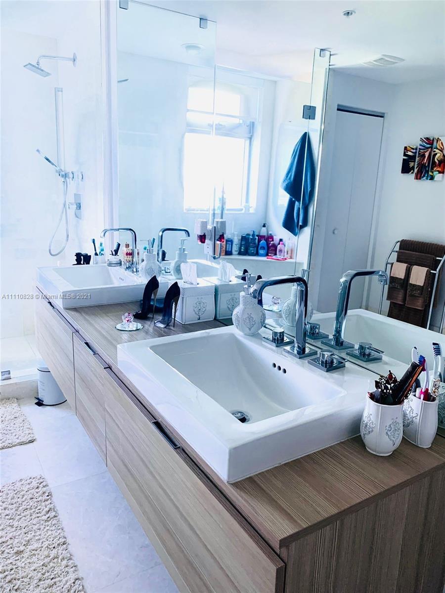 MARINA PALMS RESIDENCES N - Residential