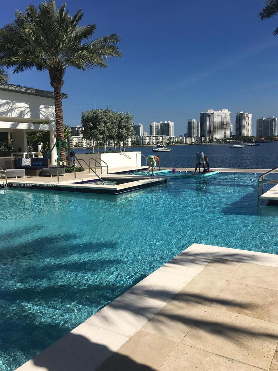 MARINA PALMS RESIDENCES N - Residential