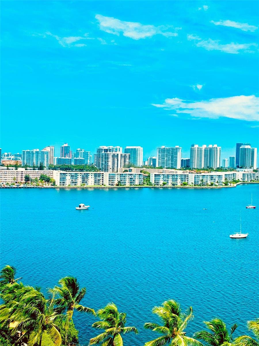 MARINA PALMS RESIDENCES N - Residential