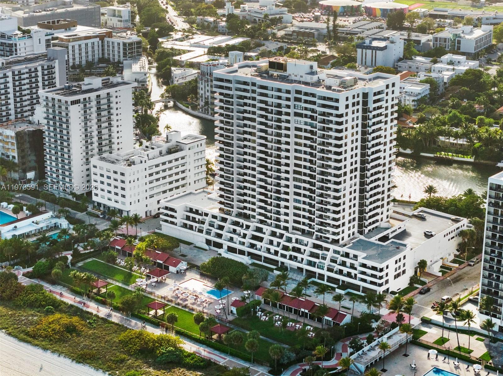 CLUB ATLANTIS CONDO - Residential