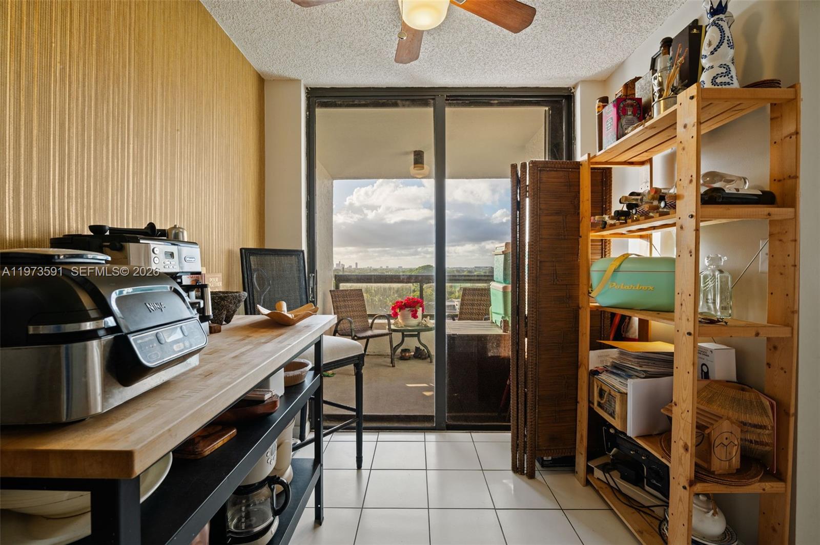 CLUB ATLANTIS CONDO - Residential