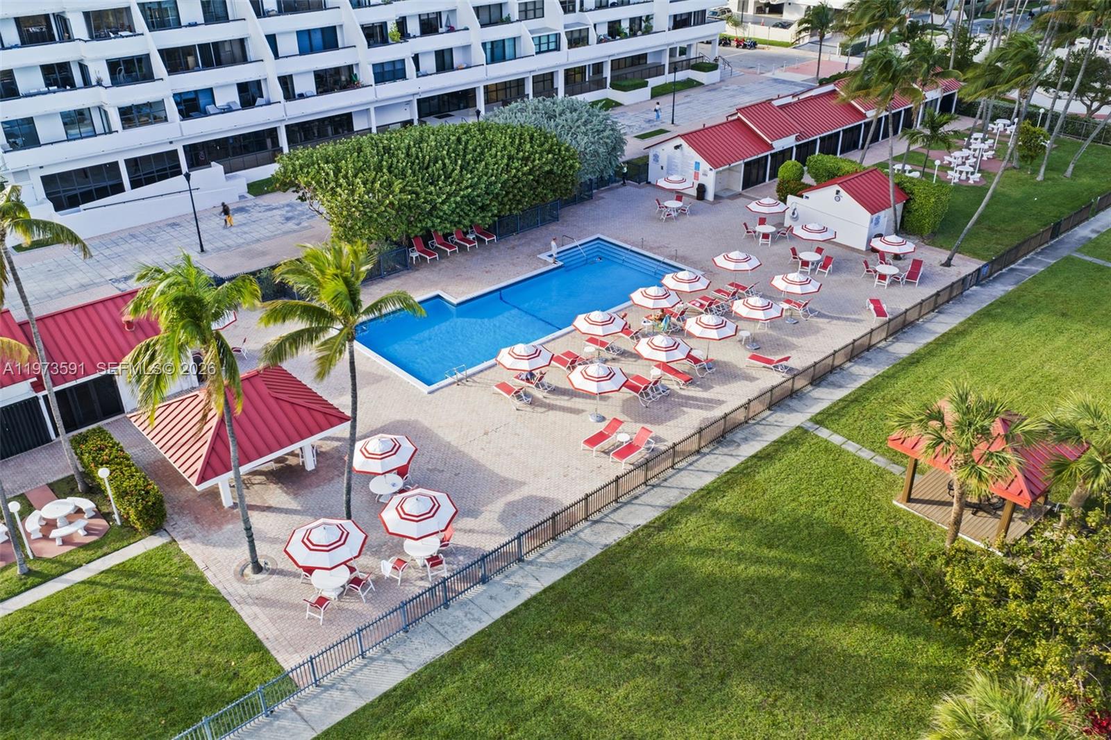 CLUB ATLANTIS CONDO - Residential