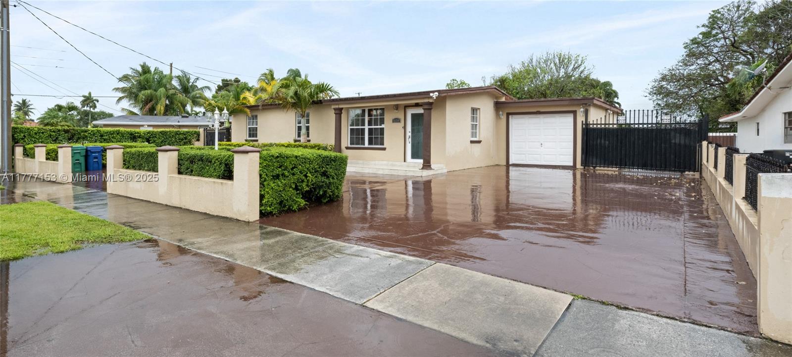 WESTWOOD LAKE 1ST ADDN - Residential