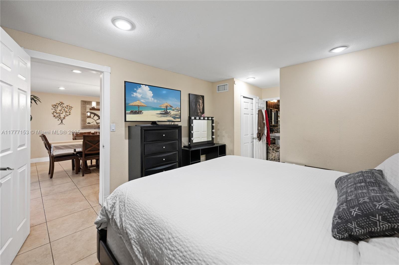 WESTWOOD LAKE 1ST ADDN - Residential