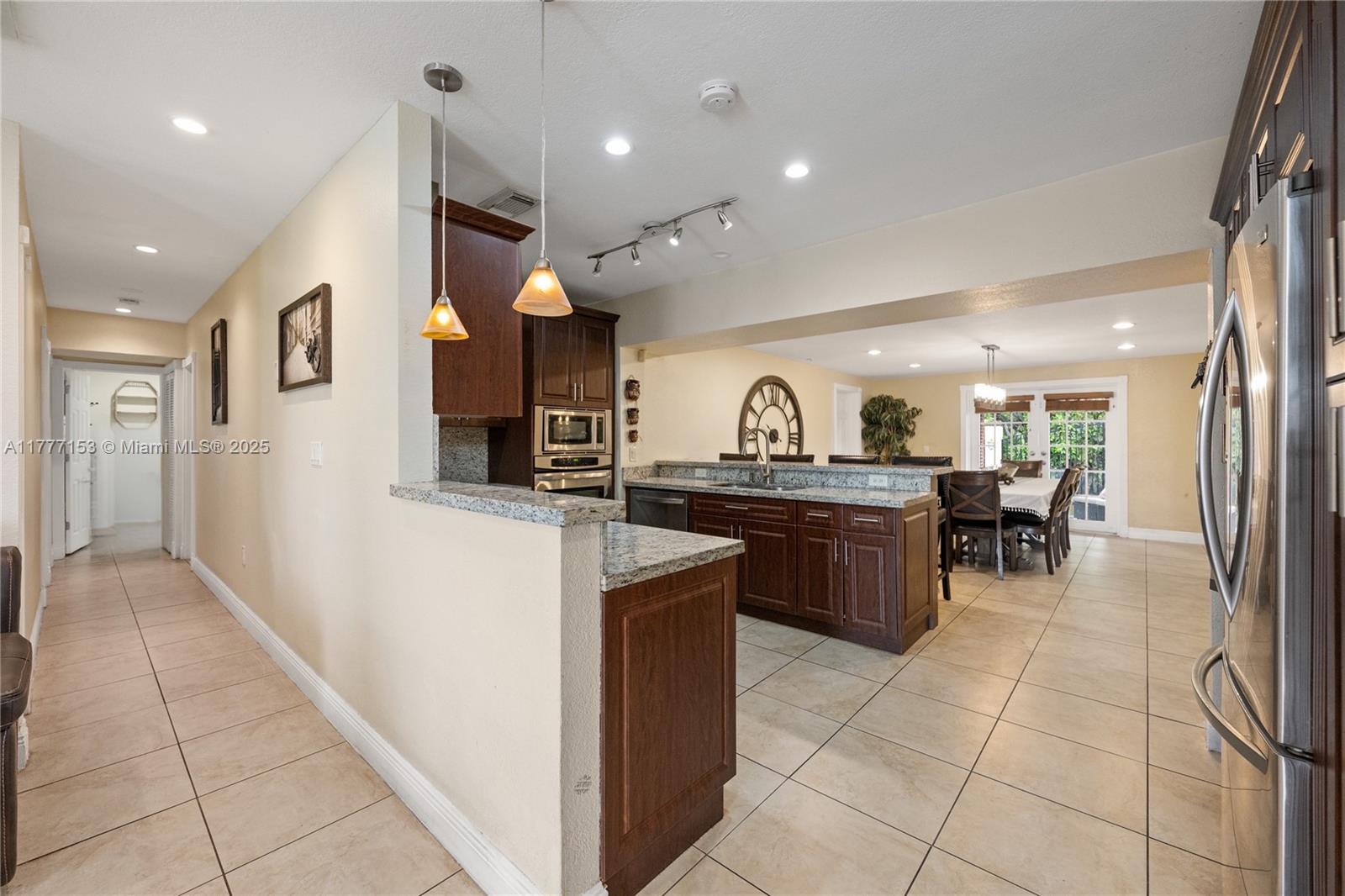 WESTWOOD LAKE 1ST ADDN - Residential