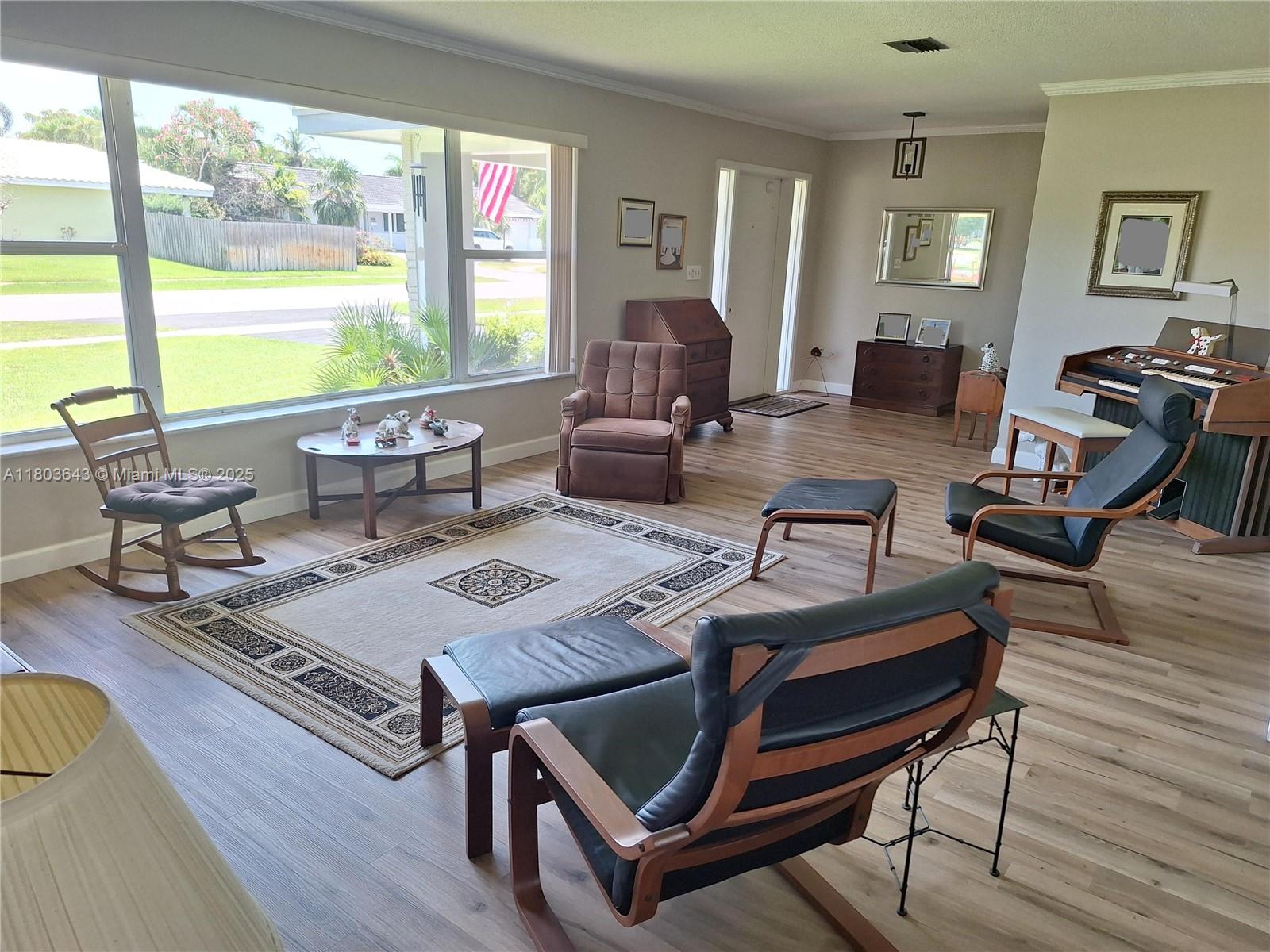 1101 SW 75th Ter